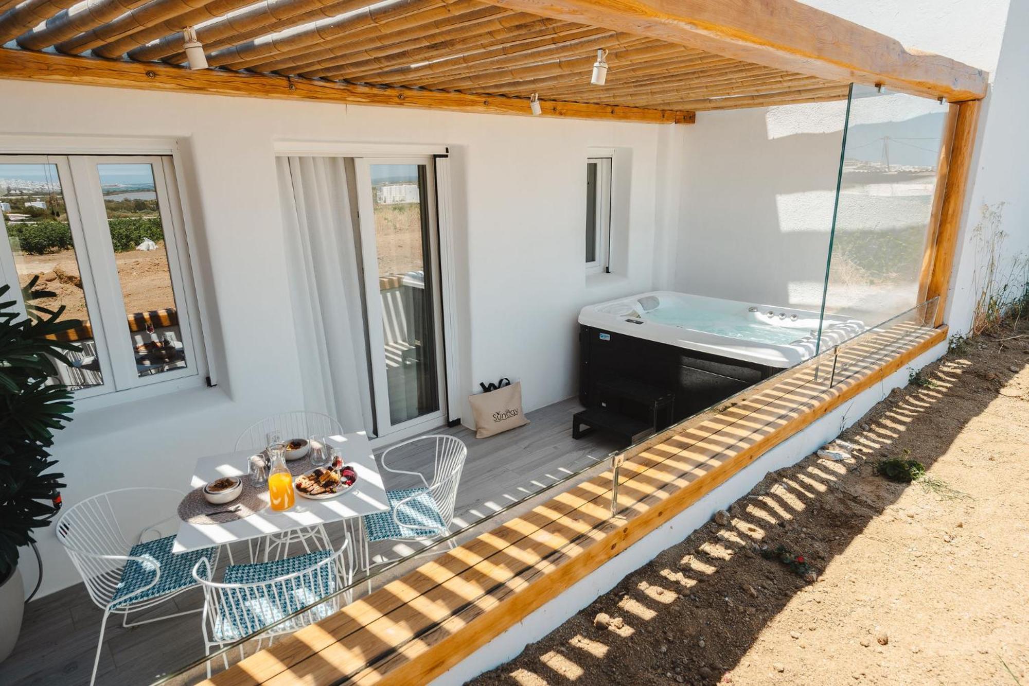 Sunday Luxury Suites Agia Anna  Exterior foto