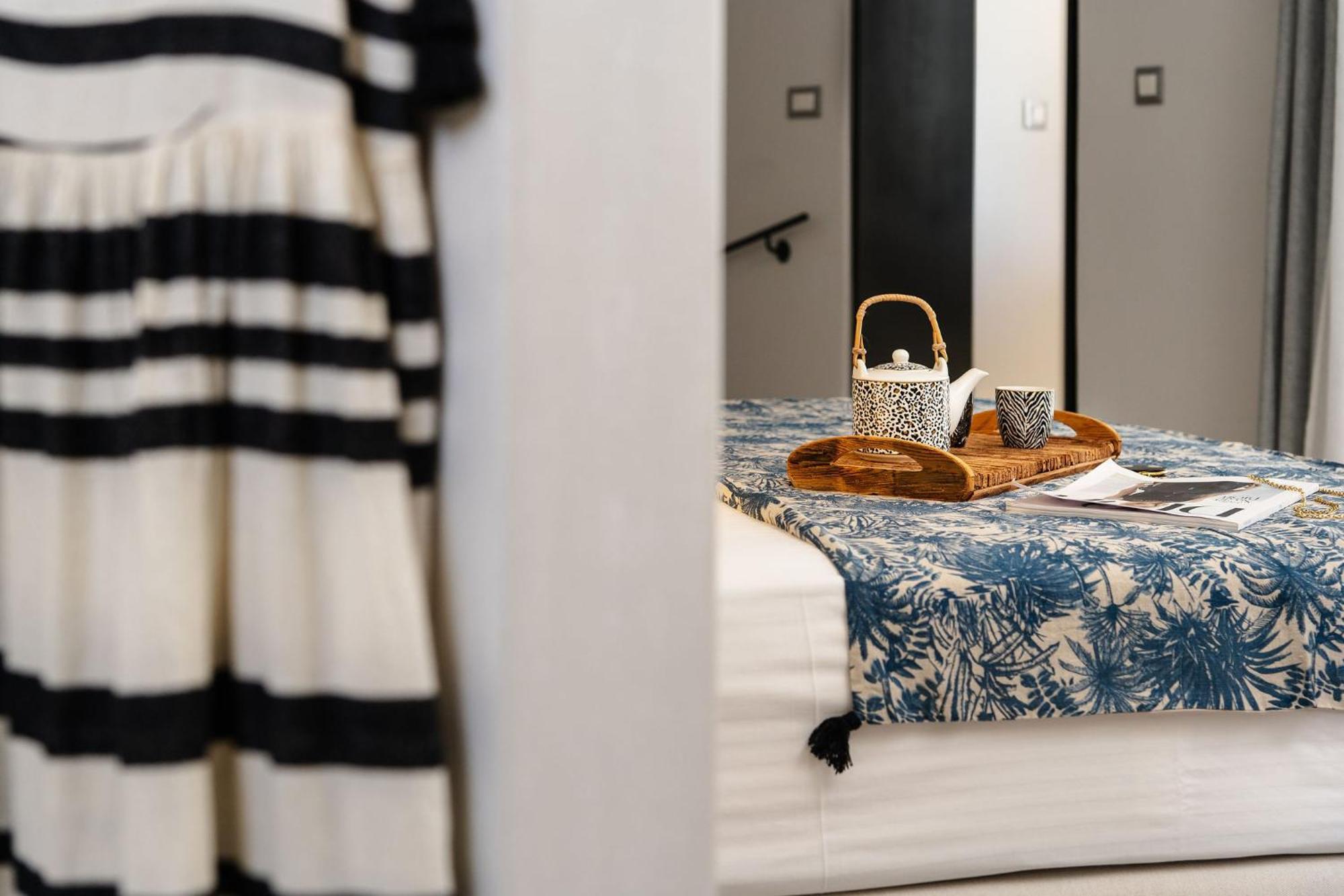 Sunday Luxury Suites Agia Anna  Exterior foto